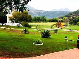 Dream Town Hotel & Restaurant