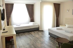 Dream Town Hotel & Restaurant