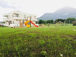 Dream Town Hotel & Restaurant