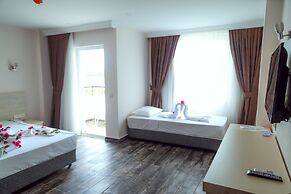 Dream Town Hotel & Restaurant