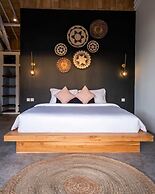 Stunning Architecture 5BR Bamboo With Tropical Pool Villa in Umalas