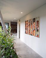 Stunning Architecture 5BR Bamboo With Tropical Pool Villa in Umalas