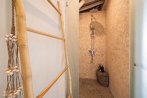 Stunning Architecture 5BR Bamboo With Tropical Pool Villa in Umalas