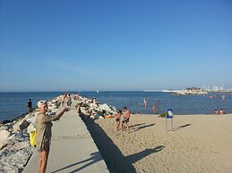 Appartamento sulla spiaggia con balcone