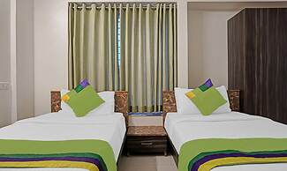 Treebo Diamond Residency - DDPK Inn