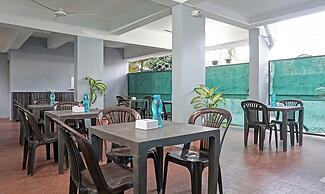 Treebo Diamond Residency - DDPK Inn