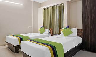 Treebo Diamond Residency - DDPK Inn