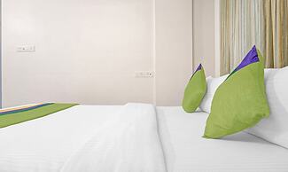 Treebo Diamond Residency - DDPK Inn