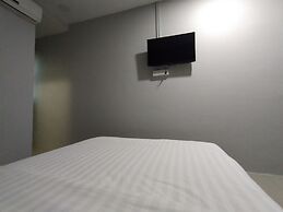 OYO 90478 Marina World