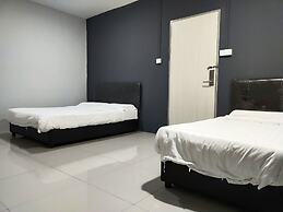 OYO 90478 Marina World