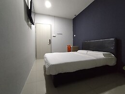 OYO 90478 Marina World