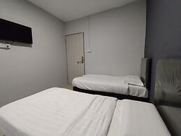 OYO 90478 Marina World