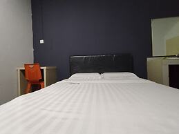 OYO 90478 Marina World