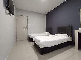 OYO 90478 Marina World