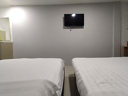 OYO 90478 Marina World