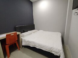 OYO 90478 Marina World