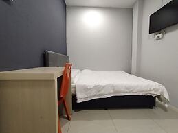 OYO 90478 Marina World