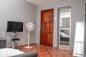 Fully Aircondition 3bed Villa- A/c- Wifi- Hotwater