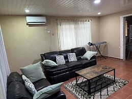 Full Aircon- 3bed Villa- A/c- Wifi- Hotwater