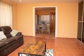 Fully Aircondition 3bed Villa- A/c- Wifi- Hotwater