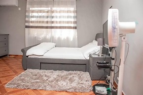 Fully Aircondition 3bed Villa- A/c- Wifi- Hotwater