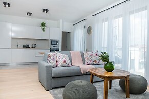 Elisabeth Downtown Apartments by UrbanRent