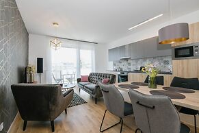 Elisabeth Downtown Apartments by UrbanRent