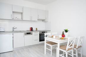 Elisabeth Downtown Apartments by UrbanRent