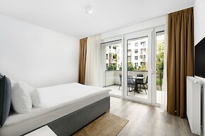 Elisabeth Downtown Apartments by UrbanRent