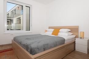 Elisabeth Downtown Apartments by UrbanRent