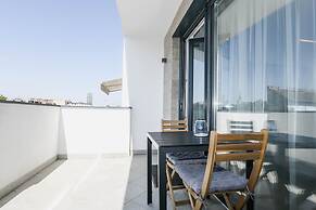 Elisabeth Downtown Apartments by UrbanRent