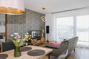 Elisabeth Downtown Apartments by UrbanRent