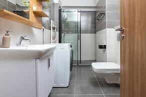 Elisabeth Downtown Apartments by UrbanRent