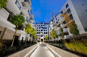 Elisabeth Downtown Apartments by UrbanRent