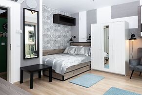 Elisabeth Downtown Apartments by UrbanRent