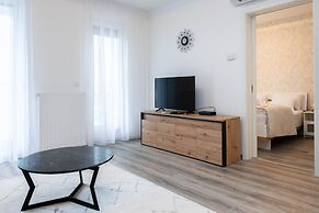 Elisabeth Downtown Apartments by UrbanRent