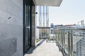 Elisabeth Downtown Apartments by UrbanRent