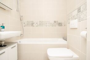 Elisabeth Downtown Apartments by UrbanRent