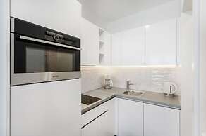 Elisabeth Downtown Apartments by UrbanRent