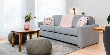 Elisabeth Downtown Apartments by UrbanRent