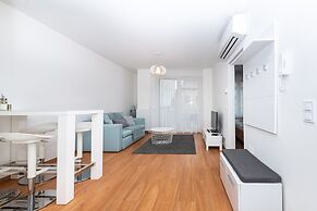 Elisabeth Downtown Apartments by UrbanRent