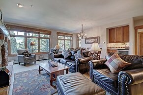 Luxury 3 Br In River Run Village Featuring Ski In, Ski Out! No Cleanin