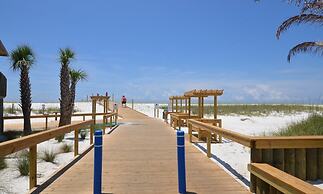 Seascape 4231 2 Bedroom Condo by RedAwning