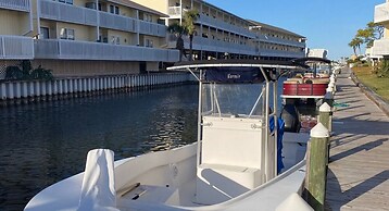 Seascape 4231 2 Bedroom Condo by RedAwning