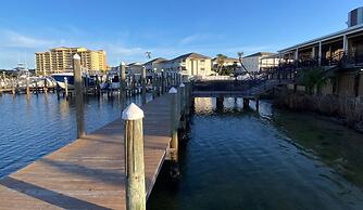 Seascape 4231 2 Bedroom Condo by RedAwning