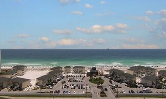 Seascape 4231 2 Bedroom Condo by RedAwning