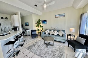 Seascape 4231 2 Bedroom Condo by RedAwning