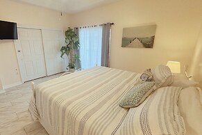 Seascape 4231 2 Bedroom Condo by RedAwning