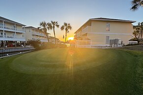 Seascape 4231 2 Bedroom Condo by RedAwning