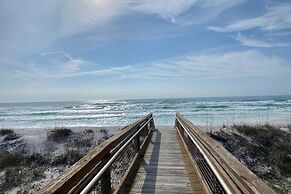 Seascape 4231 2 Bedroom Condo by RedAwning